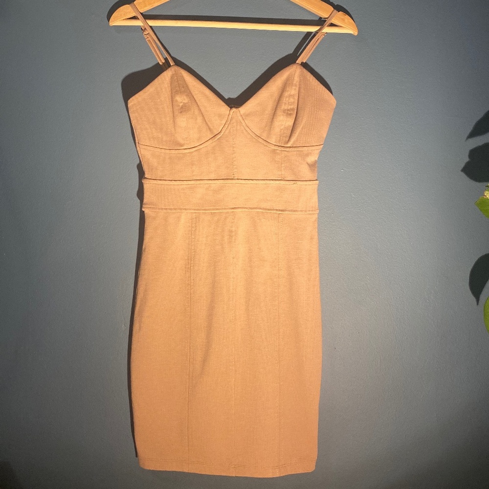 Creamy dress size small!